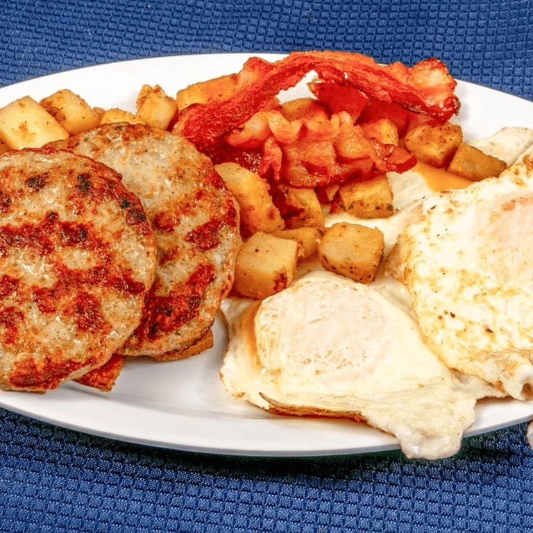 Toast, Coffee, and Pizza – All Day Long!